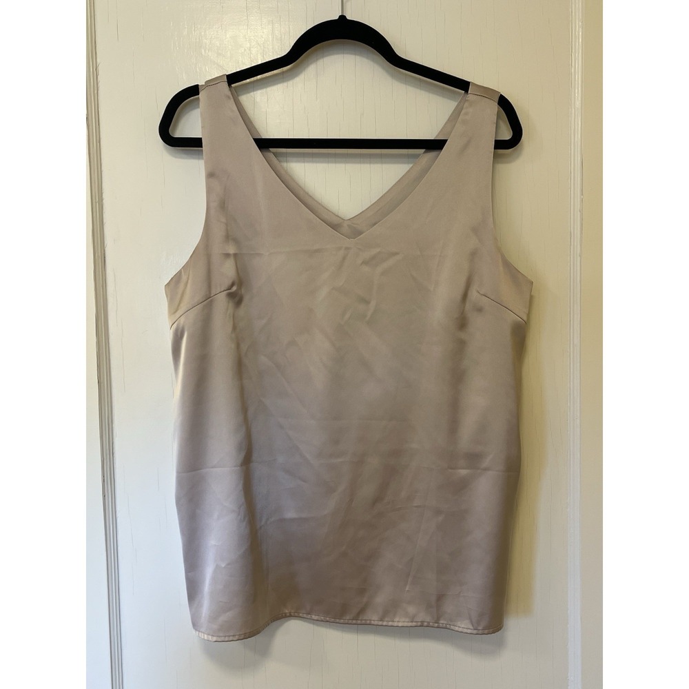 Ekouaer V-Neck Satin Women's Camisole Tank Top Size L Capsule Staple Layer